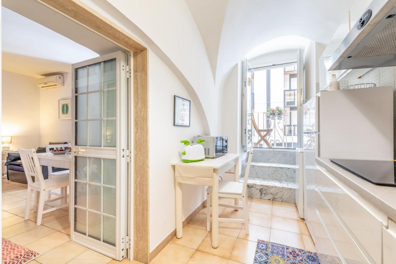 בארי Stazione Centrale & Universita Lovely Apartment מראה חיצוני תמונה